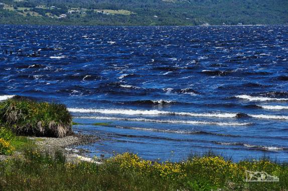 O lago Huillinco, que junto com o lago Cacao, formam o maior sistema lacustre da Ilha de Chiloé, no sul do Chile